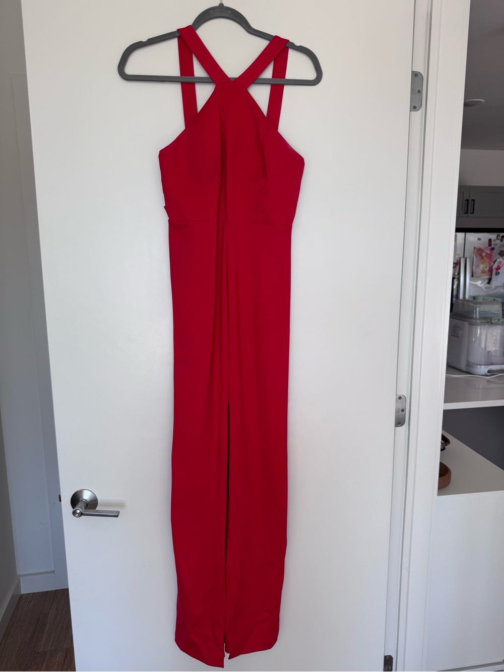 Women’s Red Sleeveless Cross-Back Maxi Dress